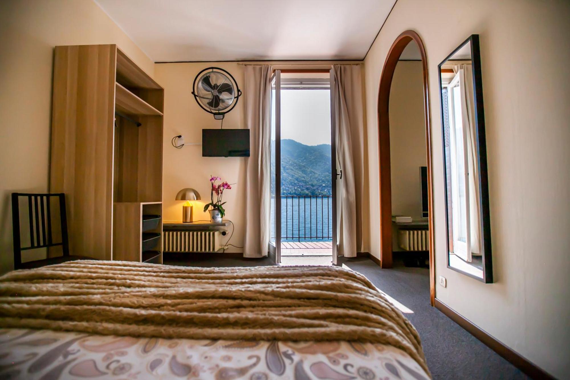 Hotel Darsena Di Riva Grande Moltrasio Zewnętrze zdjęcie